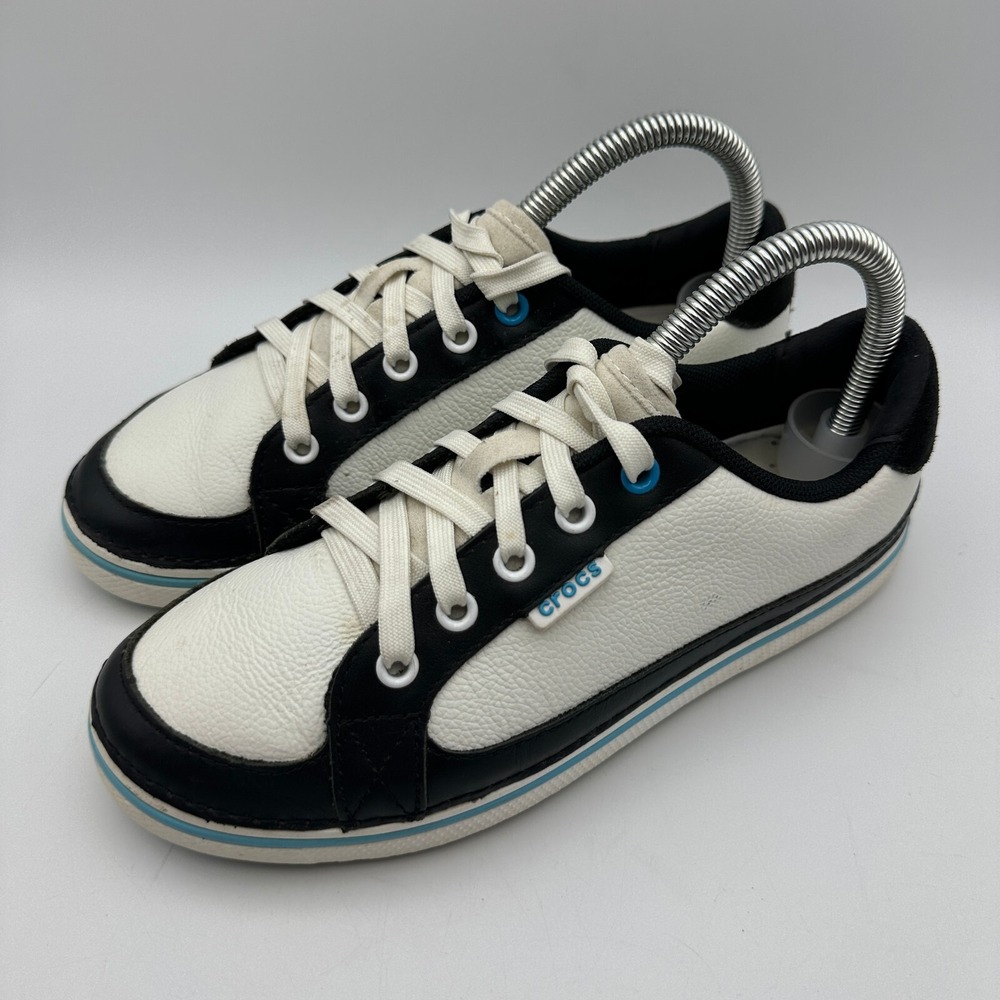 Crocs Bradyn Golf Shoes Womens Size 6 Black White Spikeless Leather Sneakers